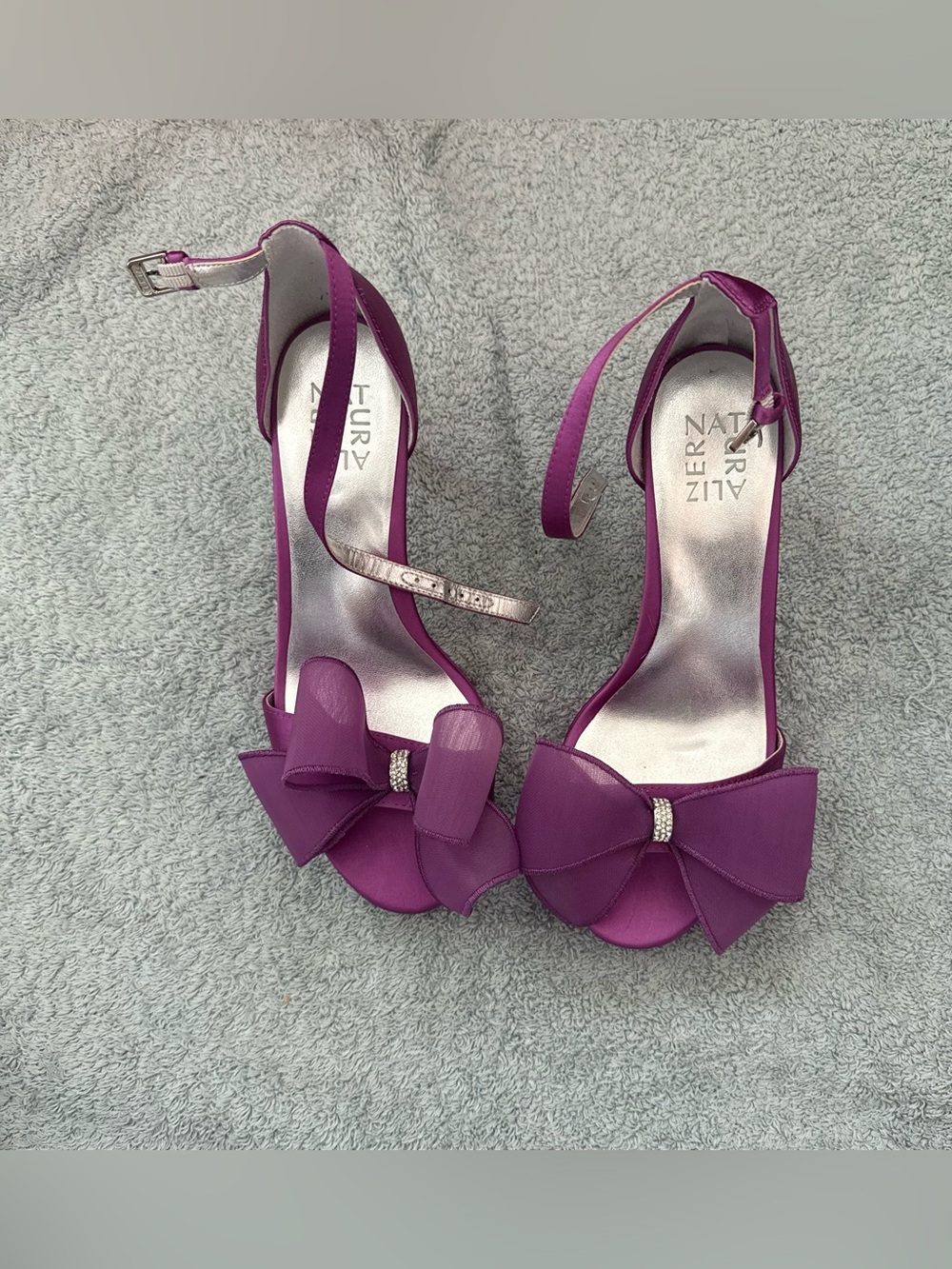 Naturalizer Always Dress Sandal in hyper violet satin Size 7.5 New
